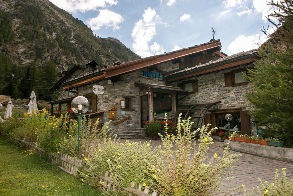 Hotel Restaurant La Barme Cogne Eksteriør bilde