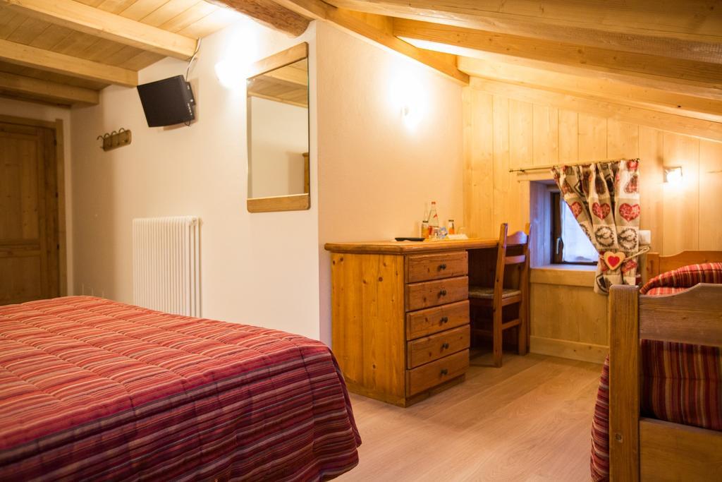 Hotel Restaurant La Barme Cogne Eksteriør bilde